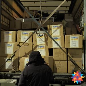 Jednym z głównych celów tej misji było dostarczenie generatorów prądu....