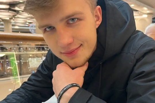 Zaginął
Jakub Gałek, lat 19
#gminaGórno #policjaŚwiętokrzyska #pomóż #udostępnij...