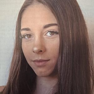 Zaginęła
Aleksandra Halek, lat 16
#naprawa #jordanów #małopolskie #policja_Jorda...