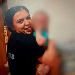 Zaginęła
Julia Milke, lat 15
#ząbkowice_śląskie
#dolnośląskie
#policja_ząbkowice...
