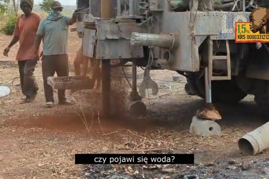 Z ubiegłorocznego 1,5% podatku dla Dzieci Afryki właśnie rozpoczęliśmy wiercenie studni dla społeczności wiejs...