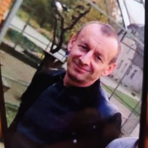 Zaginął 
Zdzisław Kawała, lat 62
#Drawiny #StrzelceKrajeńskie #lubuskie #policja...