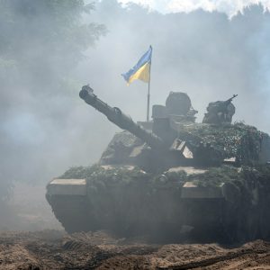 W latach 2021–2025 Ukraina była największym importerem uzbrojenia na świecie. Kl...