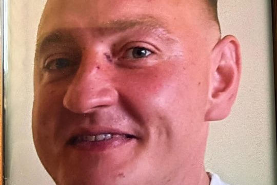 Zaginął 
Grzegorz Mielczarek, lat 34
#wieluń #łódzkie #policjawieluń #zaginiony ...