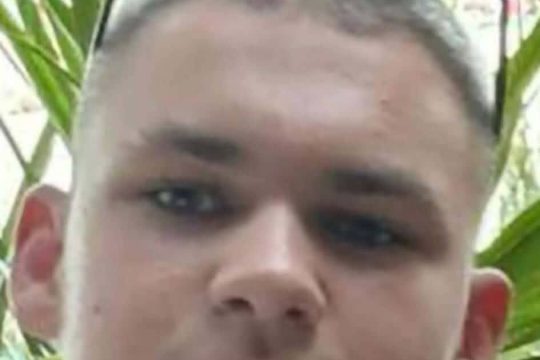 Zaginął 
Wiktor Wilman, lat 17
#Wałbrzych #Świdnica #dolnośląskie #zaginiony #po...