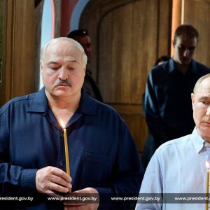 “Złote” myśli Łukaszenki na dziś

“Jestem korzystnym prezydentem dla Białorusinó...