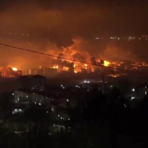 Rosja. Port w Tuapse znów zaatakowany.

Portal Astra twierdzi, że w wyniku uderz...