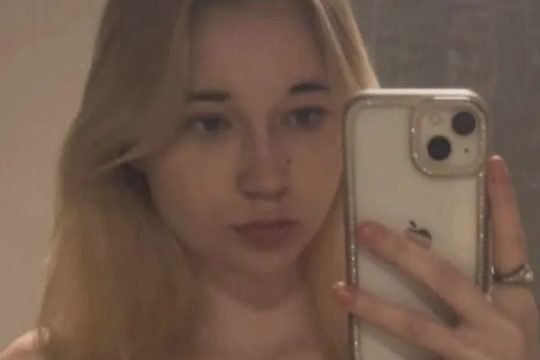 Zaginęła
Nikola Swakoń, lat 16
#wadowice #małopolskie #policja_wadowice #stowar...
