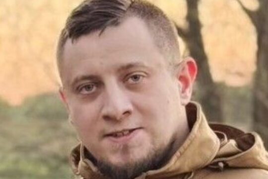 Zaginął
Damian Rybicki, lat 29
#głogów
#dolnośląskie
#policja_głogów
#zaginiony
...