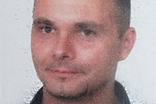 Zaginął 
Krzysztof Studziński, lat 49
#gubin
#lubuskie
#policja_krosno_odrzański...