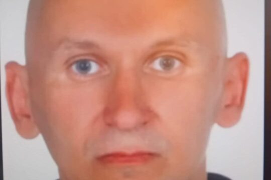 Zaginął
Sebastian Obrycki, lat 46
#ełk #warmińskomazurskie #PolicjaEłk #zaginion...
