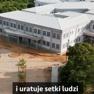 Hanta z Madagaskaru ostatni raz była u lekarza 15 lat temu. Żyje z uprawy fasoli. Ma tylko łopatę, rzadko kied...
