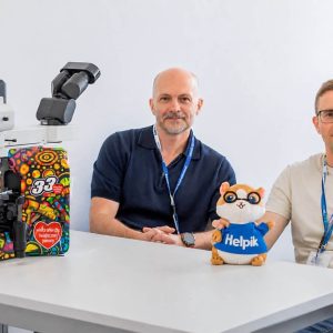 Technologia, która pomaga. Projekt, który zapada w pamięć.
Razem z Fundacją Wie...