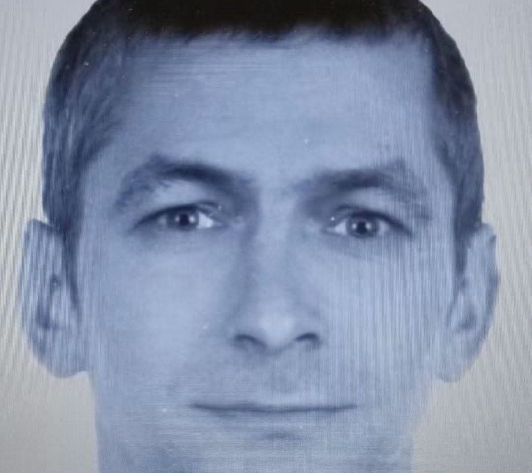 Zaginął
Andrzej Janiak, lat 45

#wola_piekarska #gmina_dobra #turek #wielkopols…