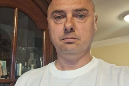 Zaginął 
Janusz Jędrychowski, lat 45
#lubawa #warmińsko_mazurskie #policja_iław...