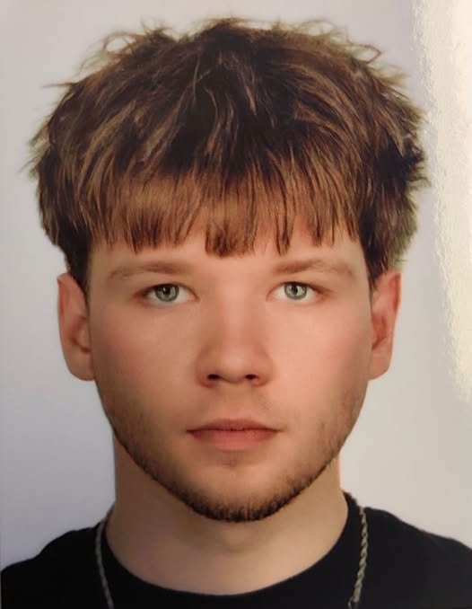 Zaginął 
Serhii Nevmerzhytskyi, lat 17
#opolskie #policja_opole
#zaginiony #mis...