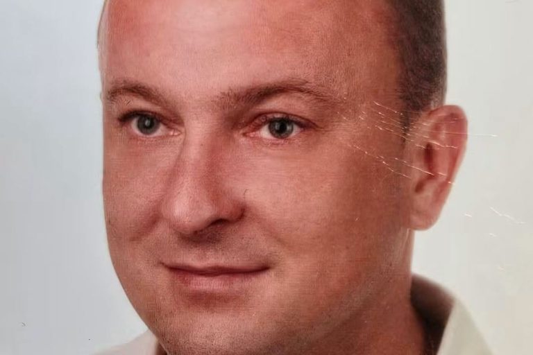 Zaginął
Stanisław Łukaszczyk, lat 51
#zakopane #groń #małopolskie
#policja_zakop...