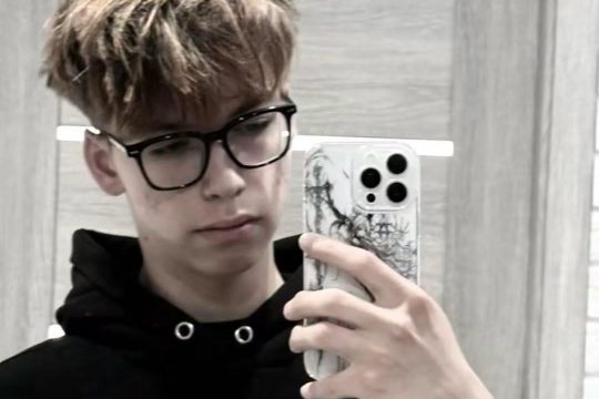 Zaginął
Wojciech Fiołek, lat 15
#łaz #żary #lubuskie
#policja_żary #missing #zag...